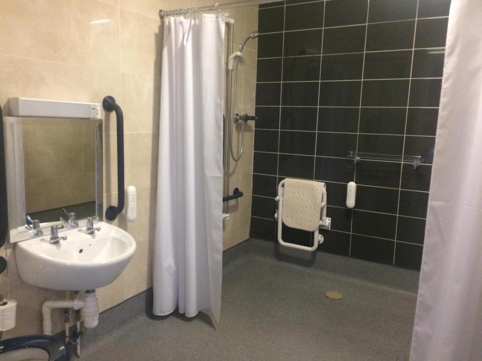 The Three Tuns Hotel Wetherspoon Thirsk Værelse billede